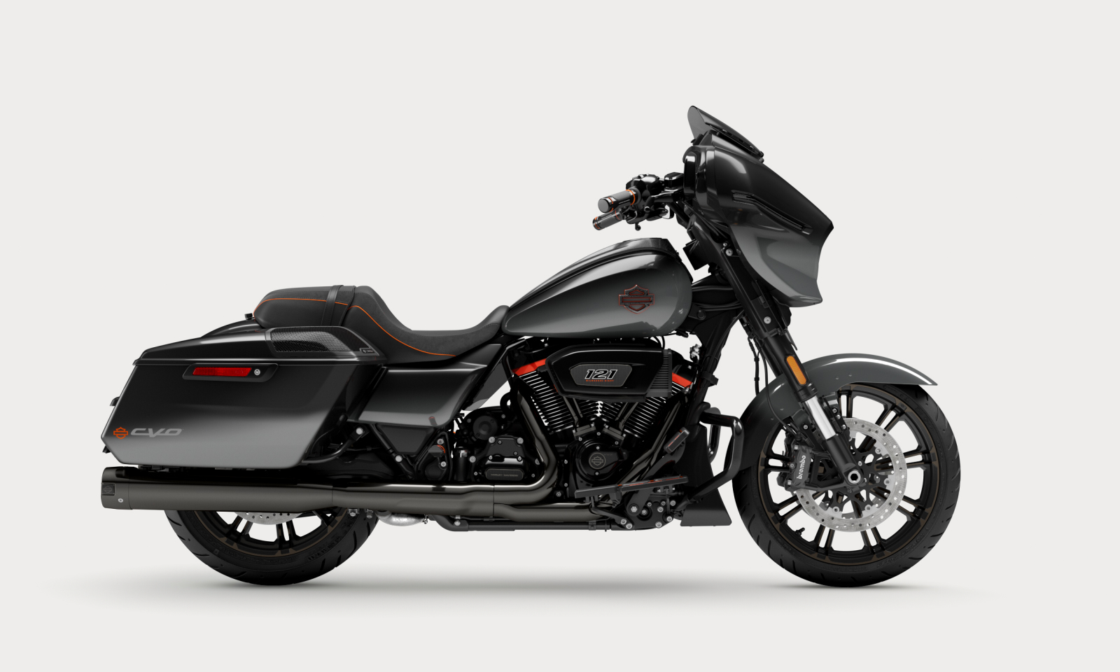 2025-cvo-street-glide-m32-motorcycle-nav